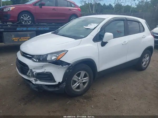 3GNCJNSB7LL297028 2020 CHEVROLET TRAX - Image 2