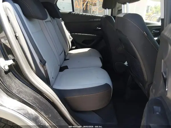 3GNCJNSB7LL319075 2020 CHEVROLET TRAX - Image 8