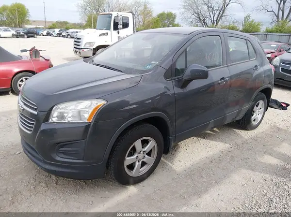 3GNCJNSB8GL175266 2016 CHEVROLET TRAX - Image 2
