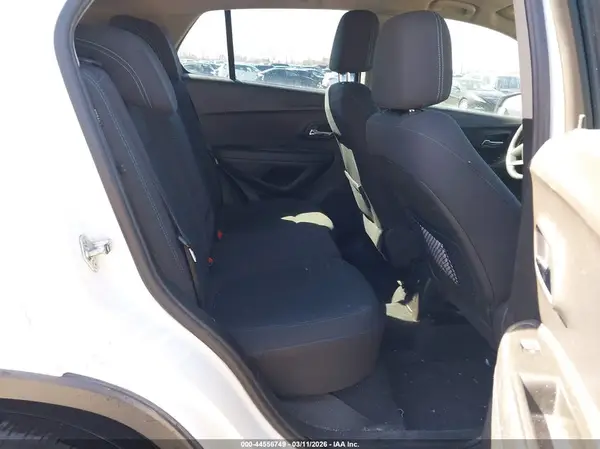 3GNCJNSB8GL217161 2016 CHEVROLET TRAX - Image 8