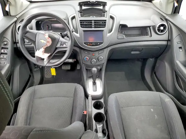 3GNCJNSB8GL246806 2016 CHEVROLET TRAX - Image 8