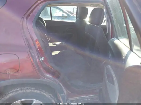 3GNCJNSB8GL254050 2016 CHEVROLET TRAX - Image 8