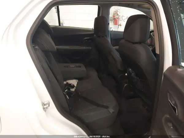 3GNCJNSB8GL266263 2016 CHEVROLET TRAX - Image 8