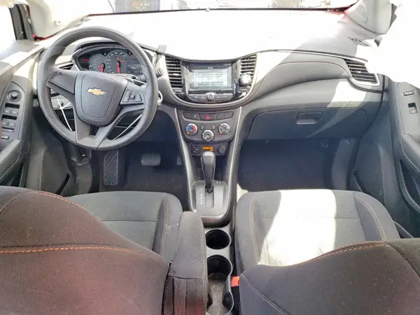 3GNCJNSB8HL186141 2017 CHEVROLET TRAX - Image 8