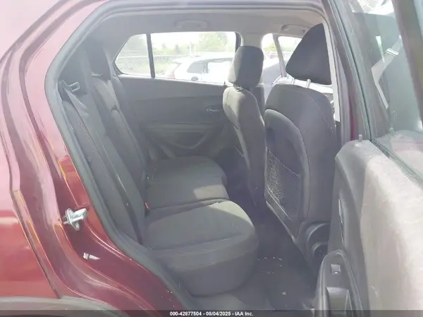 3GNCJNSB8HL250517 2017 CHEVROLET TRAX - Image 8