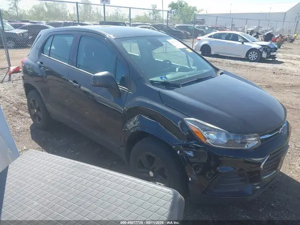 3GNCJNSB8HL264062 2017 CHEVROLET TRAX - Image 1