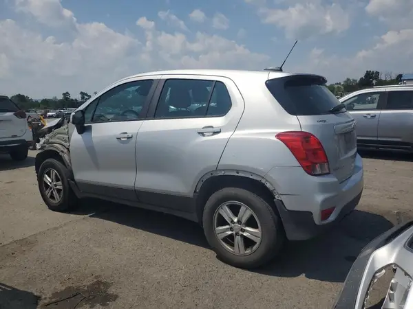 3GNCJNSB8HL270539 2017 CHEVROLET TRAX - Image 2