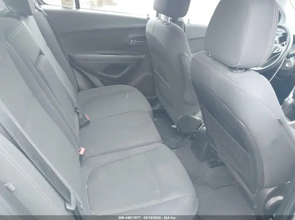 3GNCJNSB8HL271982 2017 CHEVROLET TRAX - Image 8