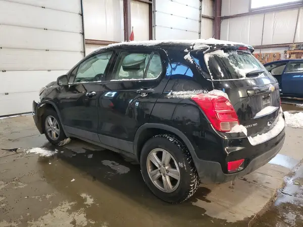 3GNCJNSB8HL281461 2017 CHEVROLET TRAX - Image 2