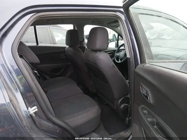 3GNCJNSB8JL171435 2018 CHEVROLET TRAX - Image 8
