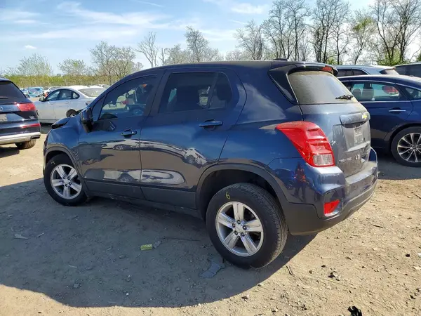 3GNCJNSB8JL186517 2018 CHEVROLET TRAX - Image 2