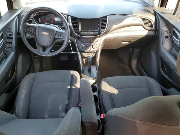 3GNCJNSB8JL186517 2018 CHEVROLET TRAX - Image 8