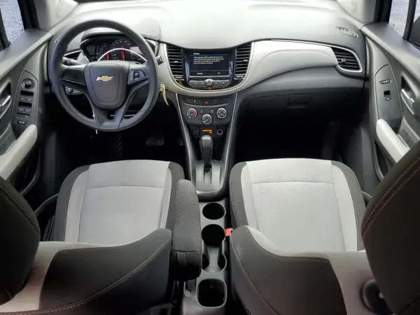 3GNCJNSB8JL218155 2018 CHEVROLET TRAX - Image 8