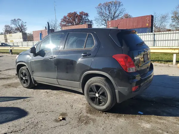 3GNCJNSB8JL224280 2018 CHEVROLET TRAX - Image 2