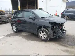 3GNCJNSB8JL240656 2018 CHEVROLET TRAX