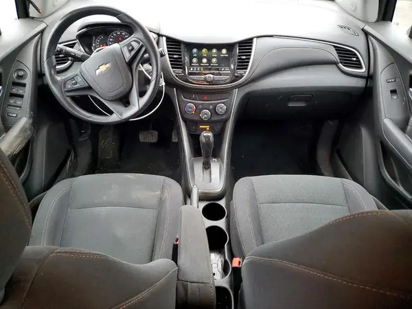 3GNCJNSB8JL372767 2018 CHEVROLET TRAX - Image 8