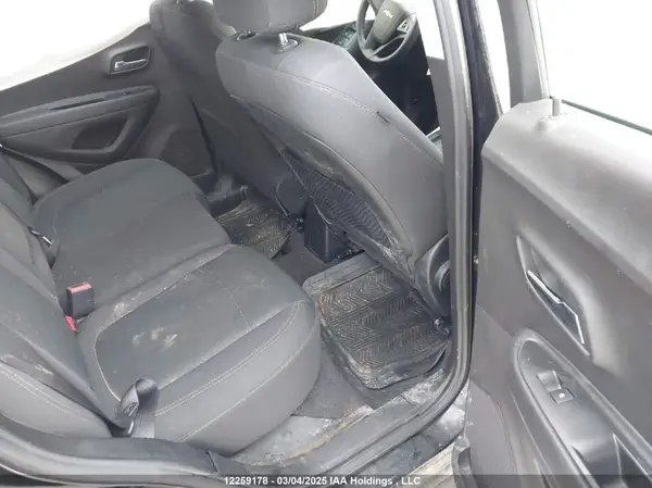 3GNCJNSB8JL414483 2018 CHEVROLET TRAX - Image 8