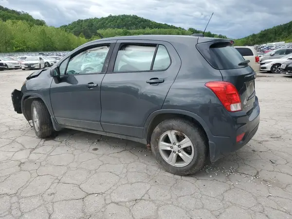 3GNCJNSB8KL137836 2019 CHEVROLET TRAX - Image 2