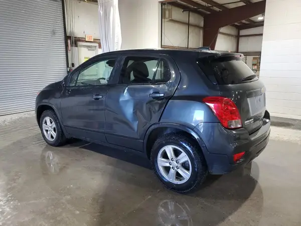 3GNCJNSB8KL236690 2019 CHEVROLET TRAX - Image 2