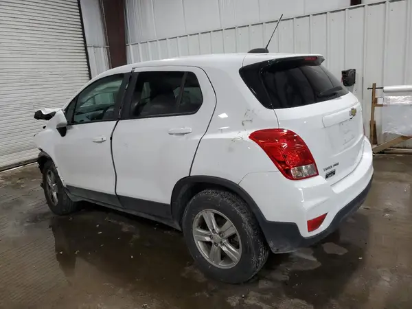3GNCJNSB8KL265784 2019 CHEVROLET TRAX - Image 2