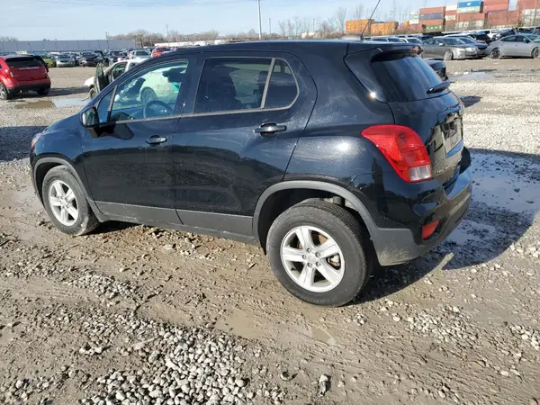 3GNCJNSB8KL402089 2019 CHEVROLET TRAX - Image 2