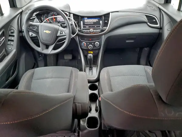 3GNCJNSB8LL136915 2020 CHEVROLET TRAX - Image 8