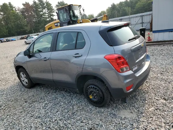 3GNCJNSB8LL166058 2020 CHEVROLET TRAX - Image 2