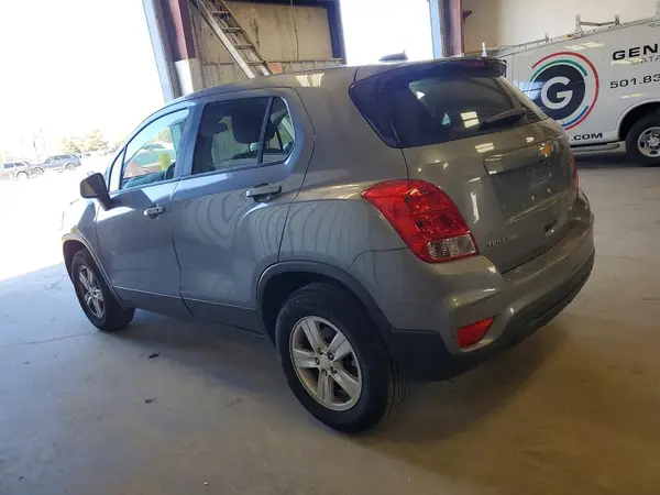 3GNCJNSB8LL193714 2020 CHEVROLET TRAX - Image 2