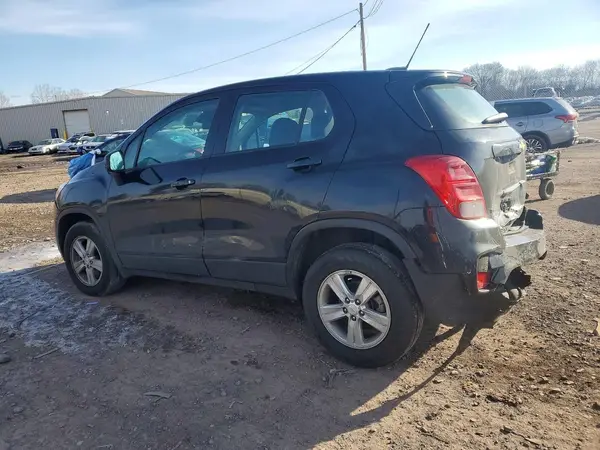3GNCJNSB8LL298446 2020 CHEVROLET TRAX - Image 2