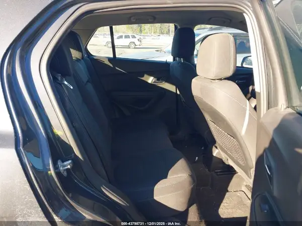 3GNCJNSB9GL140963 2016 CHEVROLET TRAX - Image 8