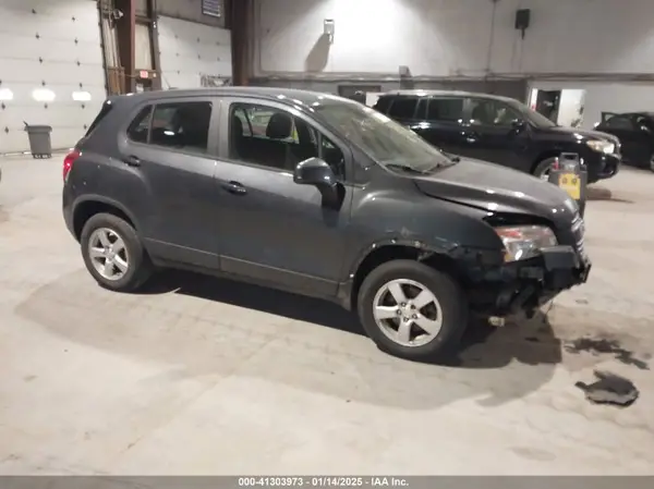 3GNCJNSB9GL213538 2016 CHEVROLET TRAX - Image 1