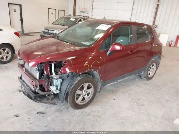3GNCJNSB9GL232011 2016 CHEVROLET TRAX - Image 2