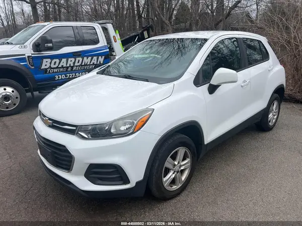 3GNCJNSB9HL209703 2017 CHEVROLET TRAX - Image 2