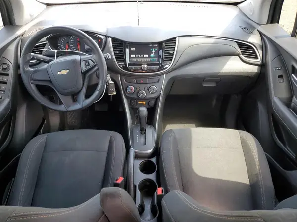 3GNCJNSB9HL215615 2017 CHEVROLET TRAX - Image 8