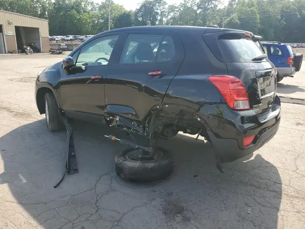 3GNCJNSB9HL262207 2017 CHEVROLET TRAX - Image 2