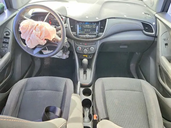 3GNCJNSB9JL282589 2018 CHEVROLET TRAX - Image 8