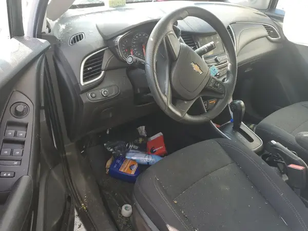 3GNCJNSB9KL116753 2019 CHEVROLET TRAX - Image 8