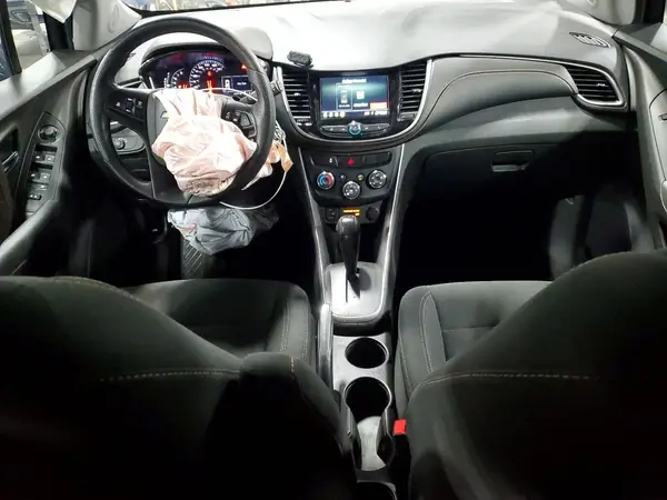 3GNCJNSB9KL230591 2019 CHEVROLET TRAX - Image 8