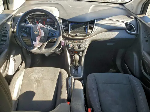 3GNCJNSB9KL234284 2019 CHEVROLET TRAX - Image 8
