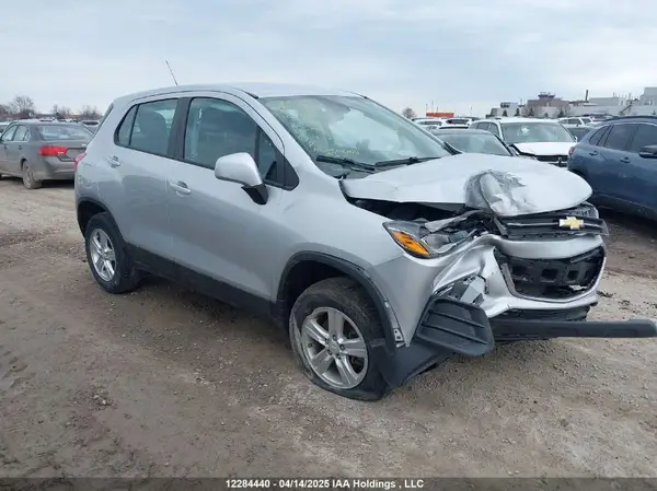 3GNCJNSB9KL244295 2019 CHEVROLET TRAX - Image 1
