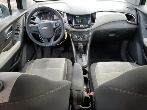 3GNCJNSB9KL258763 2019 CHEVROLET TRAX - Image 8