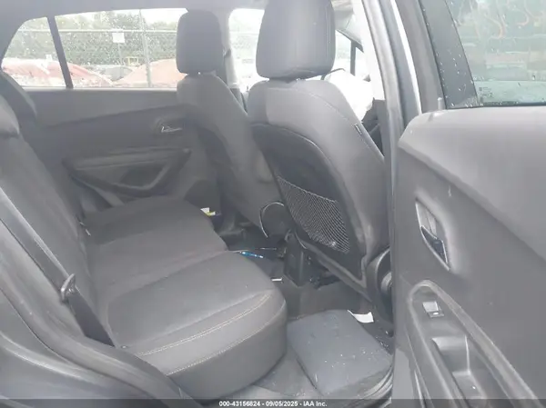 3GNCJNSB9KL274834 2019 CHEVROLET TRAX - Image 8