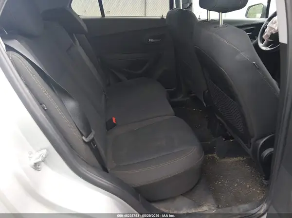 3GNCJNSB9KL278303 2019 CHEVROLET TRAX - Image 8