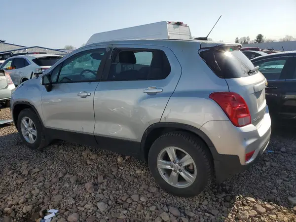 3GNCJNSB9KL351587 2019 CHEVROLET TRAX - Image 2