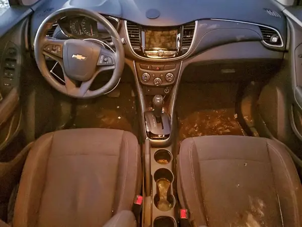 3GNCJNSB9KL360628 2019 CHEVROLET TRAX - Image 8