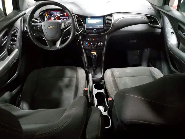 3GNCJNSB9KL380569 2019 CHEVROLET TRAX - Image 8