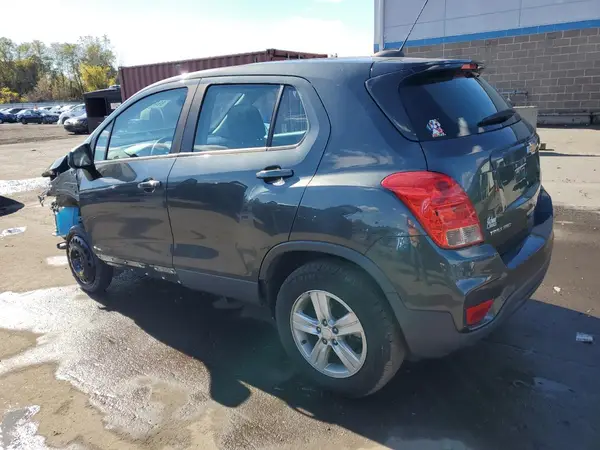 3GNCJNSB9LL114485 2020 CHEVROLET TRAX - Image 2
