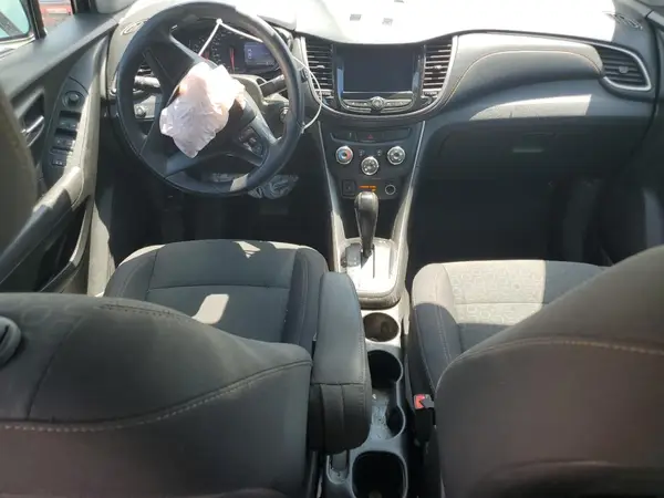 3GNCJNSB9LL133635 2020 CHEVROLET TRAX - Image 8