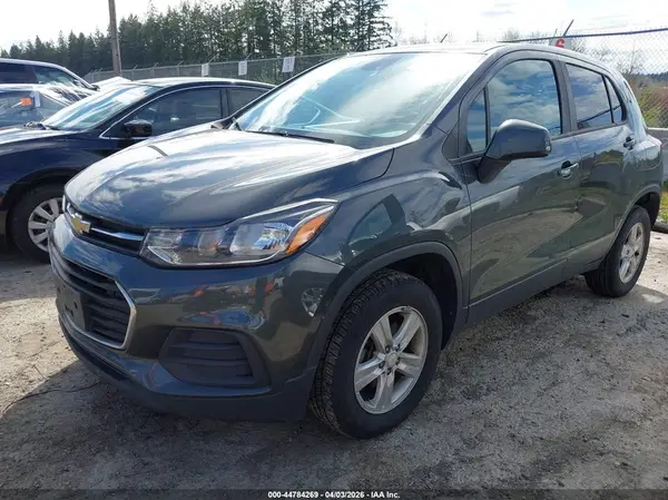 3GNCJNSB9LL202159 2020 CHEVROLET TRAX - Image 2