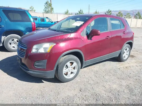 3GNCJNSBXGL158159 2016 CHEVROLET TRAX - Image 2
